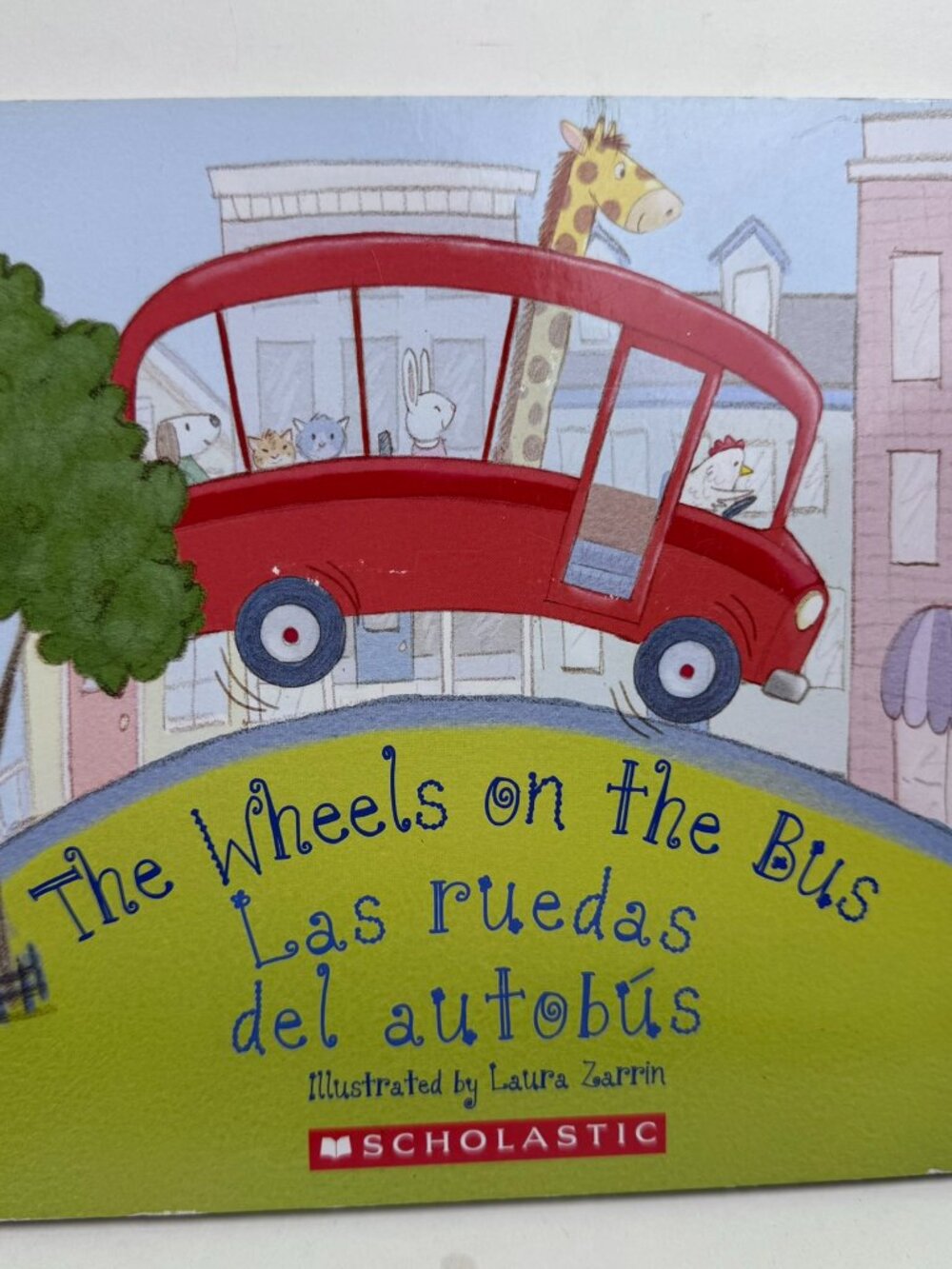 The Wheels on the Bus Las ruedas del autobús Bilingual Board Book Scholastic